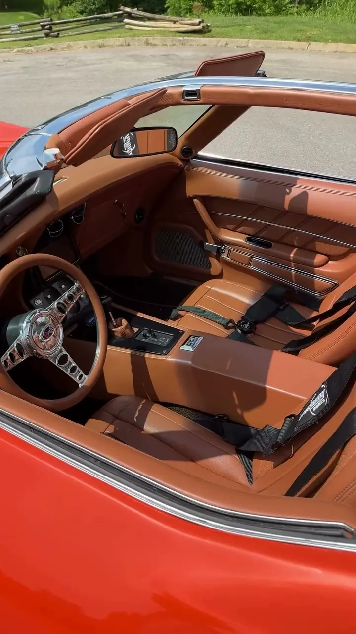 1968 Chevrolet Corvette, photo 2