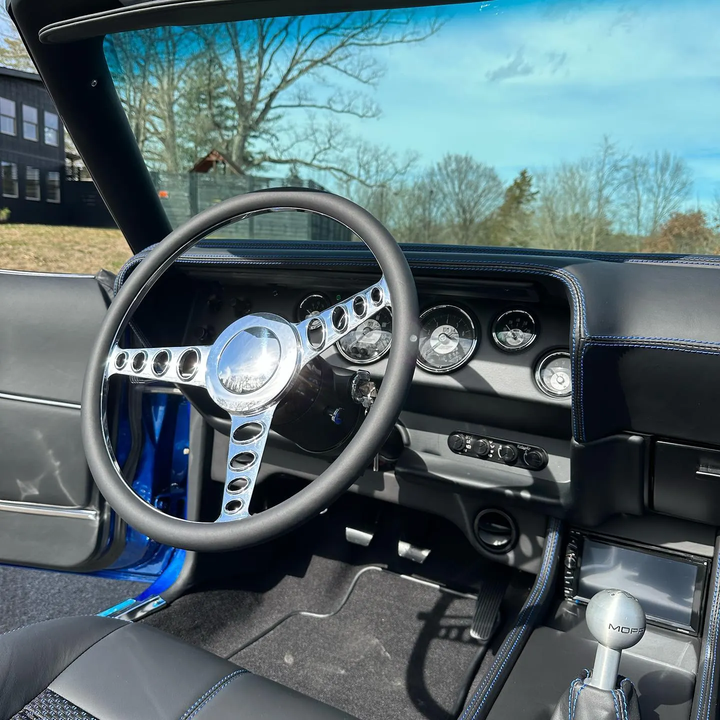 1970 Dodge Challenger convertible, photo 2
