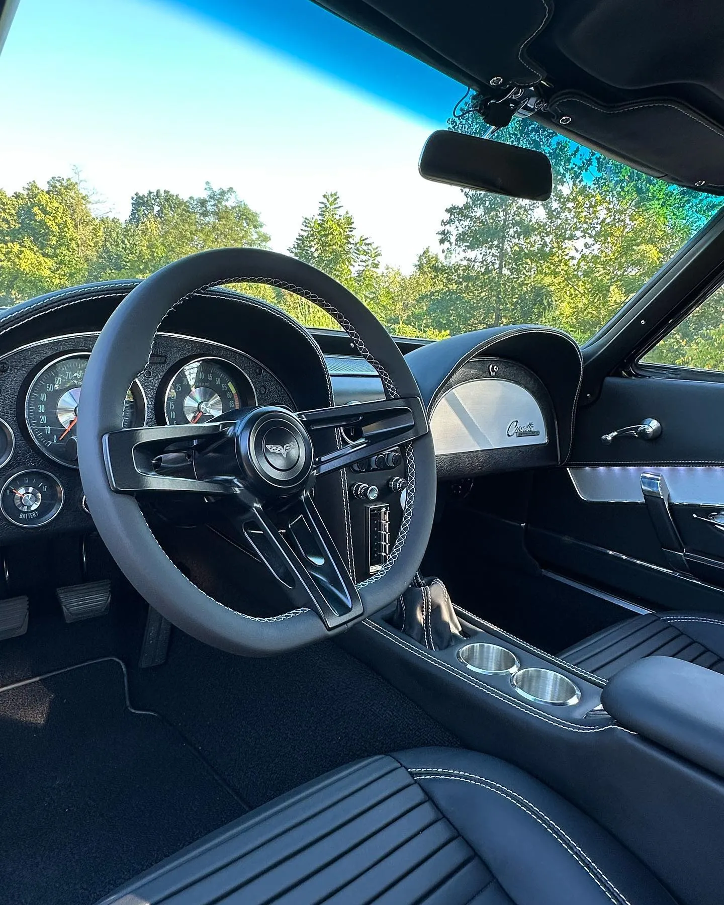 1965 Chevrolet Corvette Sting Ray, photo 2